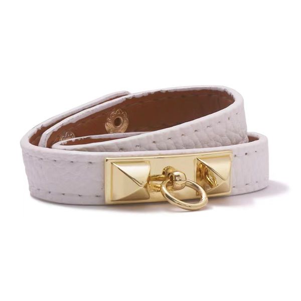 2023 brand charm leather bracelet for men and women couples fashion personality willow needle circle pu bracelet punk fashion designer brace, Golden;silver
2023 brand charm leather bracelet for men and women couples fashion personality willow needle circle pu bracelet punk fashion designer brace, Golden;silver