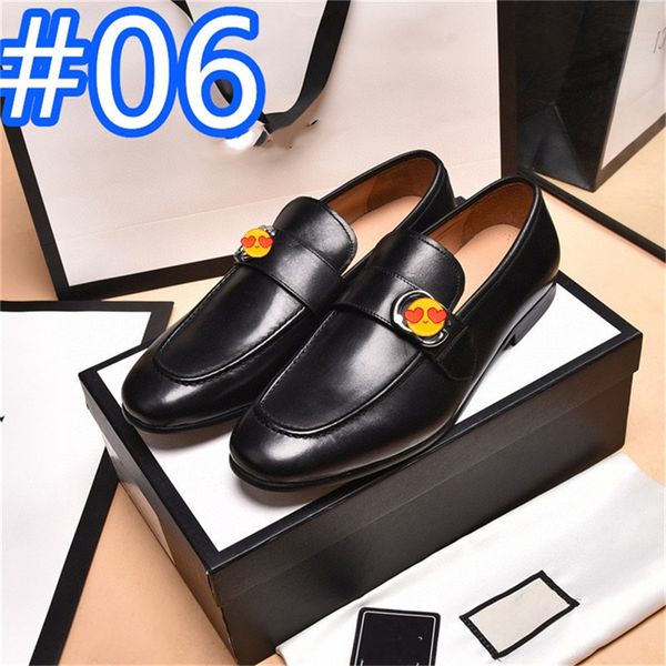 8 model new style strassslippers party wedding dress shoes men loafers black suede tiger rhinestones tassel men's flats genuine leathe
8 model new style strassslippers party wedding dress shoes men loafers black suede tiger rhinestones tassel men's flats genuine leathe