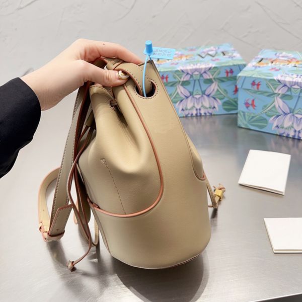 designer bags lowe women handbags drawstring fashion shoulder bag luxury totes leather crossbody bucket woman bags size 28x15cm yov7
designer bags lowe women handbags drawstring fashion shoulder bag luxury totes leather crossbody bucket woman bags size 28x15cm yov7