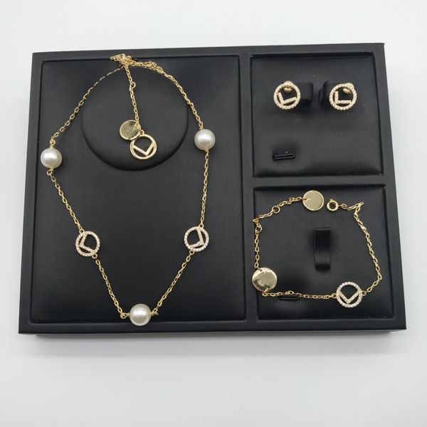 luxury designof an alphabet necklace 18k gold plated stainless steel fashion women's necklace pendant wedding jewelry accessories whole, Black
luxury designof an alphabet necklace 18k gold plated stainless steel fashion women's necklace pendant wedding jewelry accessories whole, Black