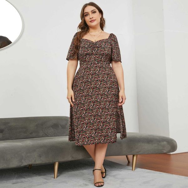 retro printed kimono sleeve dress: flattering a-line fit for plus-size women, Black;gray
retro printed kimono sleeve dress: flattering a-line fit for plus-size women, Black;gray