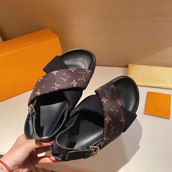 luxury sandal designer slippers summer girls beach women's herringbone loafers embroidery shoes large with 35-41, Black
luxury sandal designer slippers summer girls beach women's herringbone loafers embroidery shoes large with 35-41, Black