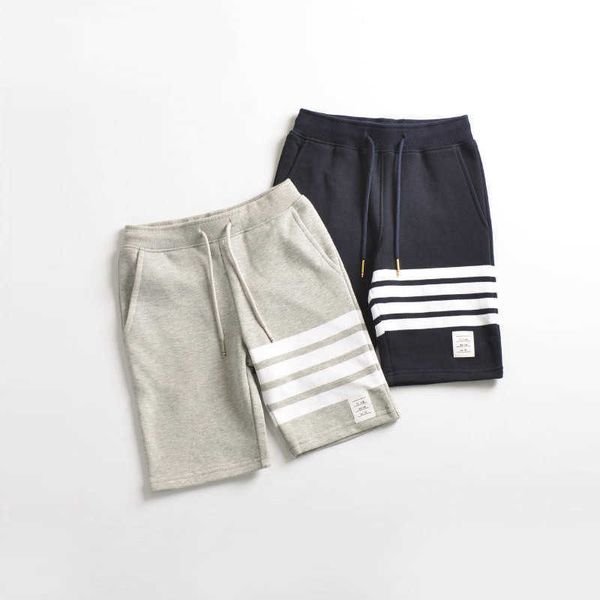 men's and women's shorts in 2023 summer new fashion designer brand thom parent-child capris trend, White;black
men's and women's shorts in 2023 summer new fashion designer brand thom parent-child capris trend, White;black