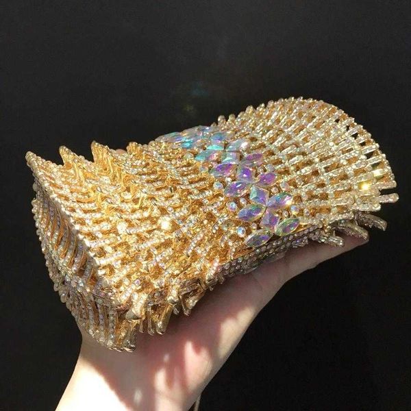 women diamonds clutches rhinestone bag flower crystal clutch party evening small purse handbags wedding clutch bag female wallet 230308
women diamonds clutches rhinestone bag flower crystal clutch party evening small purse handbags wedding clutch bag female wallet 230308