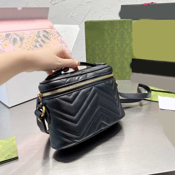 luxury handbags women designer bags square crossbody cosmetic bag designer print box mini makeup lipstick pack messenger purses 220829
luxury handbags women designer bags square crossbody cosmetic bag designer print box mini makeup lipstick pack messenger purses 220829