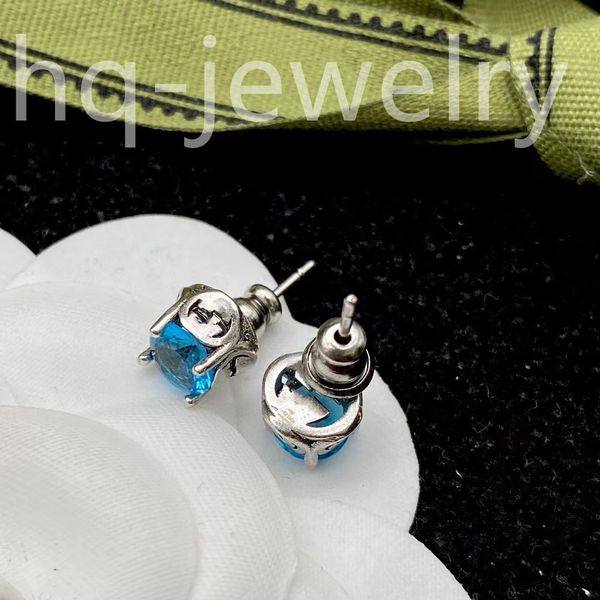 2023 new fashion diamond-studded lock earrings ladies personalized jewelry inimal flower, Golden;silver
2023 new fashion diamond-studded lock earrings ladies personalized jewelry inimal flower, Golden;silver