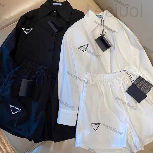 women's tracksuits popularwomen's designer designer brand women woman style inverted triangle collar seven-quarter sleeve shirt lo, Gray
women's tracksuits popularwomen's designer designer brand women woman style inverted triangle collar seven-quarter sleeve shirt lo, Gray