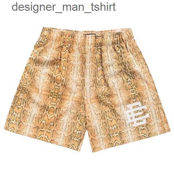 ee basic men's shorts: nyc skyline sportswear for summer, White;black