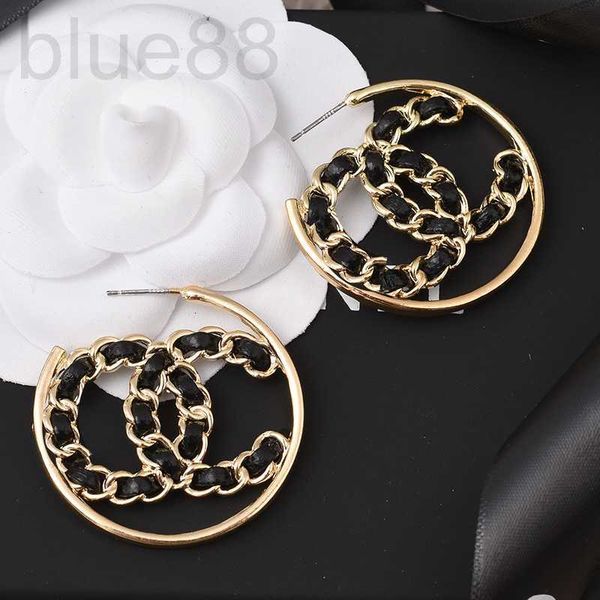 stud designer 2021 independent packaging women's double geometric leather fashion earstuds n591, Golden;silver
stud designer 2021 independent packaging women's double geometric leather fashion earstuds n591, Golden;silver