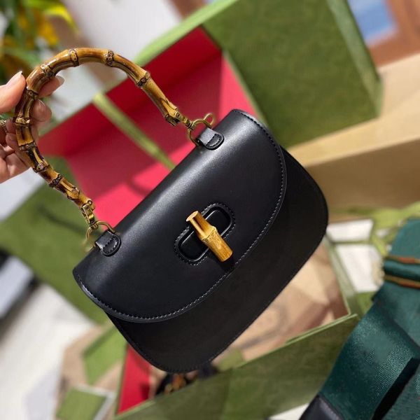 fashion handbag designer women's bag high-quality leather slug saddles bag purse luxury classic printed one shoulder crossbody bag fema
fashion handbag designer women's bag high-quality leather slug saddles bag purse luxury classic printed one shoulder crossbody bag fema