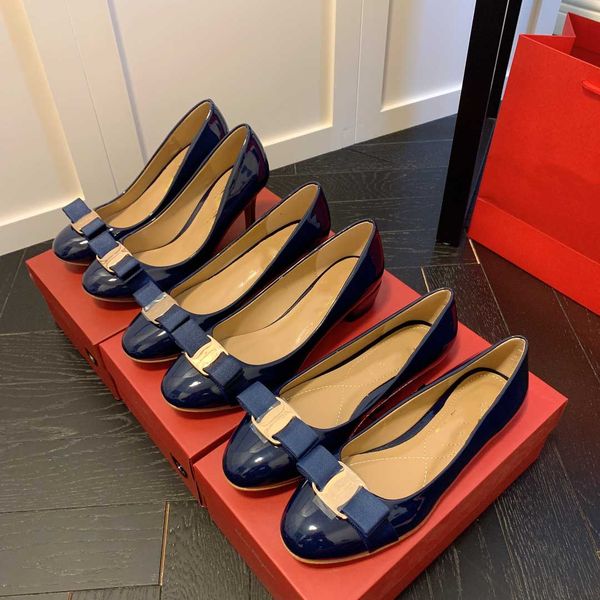 luxury new dress shoes round slippers sandals summer outdoor party wedding fashion shoes women's leather flats with front and rear stra, Black
luxury new dress shoes round slippers sandals summer outdoor party wedding fashion shoes women's leather flats with front and rear stra, Black
