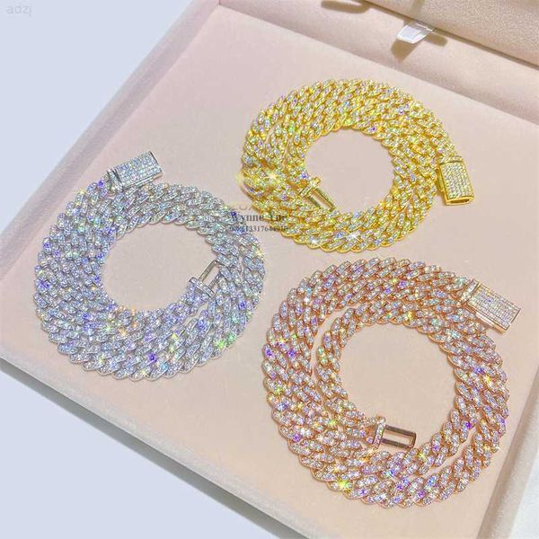 wholesale 8mm 1row round corner s925 iced out moissanite diamond men cuban link chain, Silver
wholesale 8mm 1row round corner s925 iced out moissanite diamond men cuban link chain, Silver