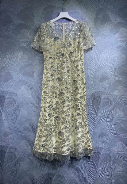 vintage dress, premium sequin mesh embroidery v-neck short sleeve long waist wrapped tail dress, Black;gray
vintage dress, premium sequin mesh embroidery v-neck short sleeve long waist wrapped tail dress, Black;gray
