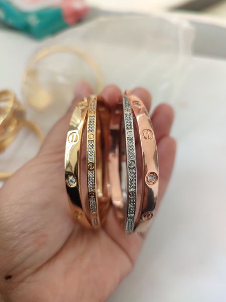 fashion love bracelet designer bracelets mens bangle jewelry plated gold silver jewelry fashion diamond for men women party wedding gifts, Black
fashion love bracelet designer bracelets mens bangle jewelry plated gold silver jewelry fashion diamond for men women party wedding gifts, Black