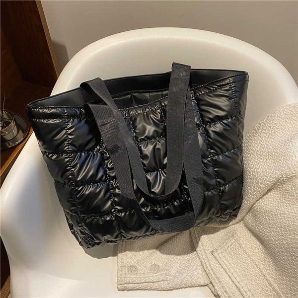 nxy women new cotton clothing handbags autumn and winter shoulder bags large capacity fashion ladies bags shopping and travel bags 230308
nxy women new cotton clothing handbags autumn and winter shoulder bags large capacity fashion ladies bags shopping and travel bags 230308
