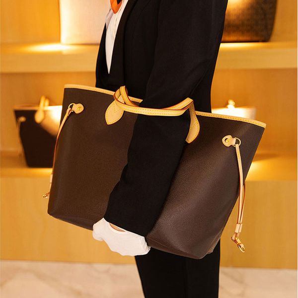 size 45x18x30cm 2pcs sets women leather handbags bags female flower ladies handbag wallets luxury hand mother bill of lading womens shoulder
size 45x18x30cm 2pcs sets women leather handbags bags female flower ladies handbag wallets luxury hand mother bill of lading womens shoulder