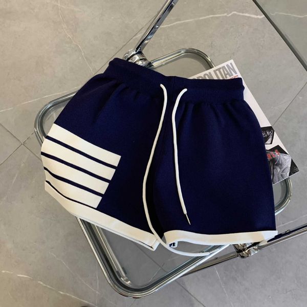 men's and women's shorts in 2023 summer new fashion designer brand thom drawstring trousers curled slim leg casual loose four bar, White;black
men's and women's shorts in 2023 summer new fashion designer brand thom drawstring trousers curled slim leg casual loose four bar, White;black
