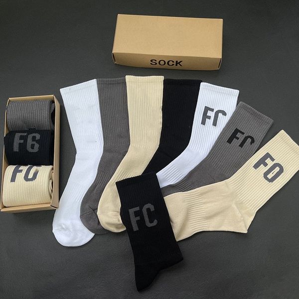 2023ss ess complex line foot sock skateboard sport hommes femmes couples tide socks alphabet mid tube socks coton tendance, Black
2023ss ess complex line foot sock skateboard sport hommes femmes couples tide socks alphabet mid tube socks coton tendance, Black