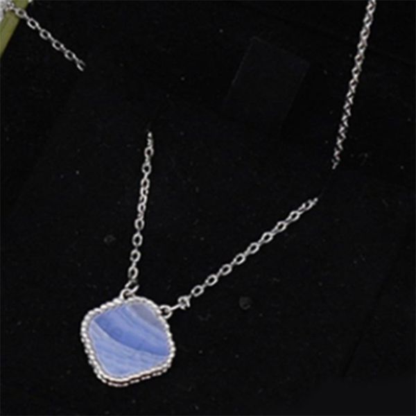 100% silver luxury designer love necklace ring clover pendant necklaces mother of pearl blue shell 18k gold 4 leaf flower brand bangle charm
100% silver luxury designer love necklace ring clover pendant necklaces mother of pearl blue shell 18k gold 4 leaf flower brand bangle charm