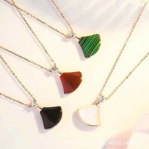 high edition treasure family small skirt necklace female 18 rose gold white fritillaria fan-shaped pendant light luxury simple collar chain, Silver
high edition treasure family small skirt necklace female 18 rose gold white fritillaria fan-shaped pendant light luxury simple collar chain, Silver