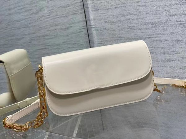 f-family bread messenger bag authentic messenger bag designer backpack chain messenger women's square flap clutch handbag underarm
f-family bread messenger bag authentic messenger bag designer backpack chain messenger women's square flap clutch handbag underarm