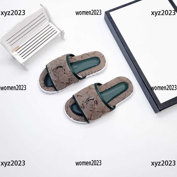 2023ss designer kids sandals girl contrast color design slippers child shoes boys shoes summer baby slides box packaging children' siz, Black;grey
2023ss designer kids sandals girl contrast color design slippers child shoes boys shoes summer baby slides box packaging children' siz, Black;grey