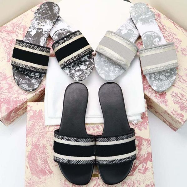 slippers female outside wear 2023 new flat heel leather flip-flops d home alphabet embroidered slippers summer beach sandal, Black
slippers female outside wear 2023 new flat heel leather flip-flops d home alphabet embroidered slippers summer beach sandal, Black