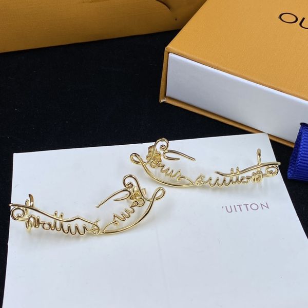 Fashion jewelry women's earrings Clover Key 18K gold party wedding wedding fine jewelry wholesale retail 1003
Fashion jewelry women's earrings Clover Key 18K gold party wedding wedding fine jewelry wholesale retail 1003