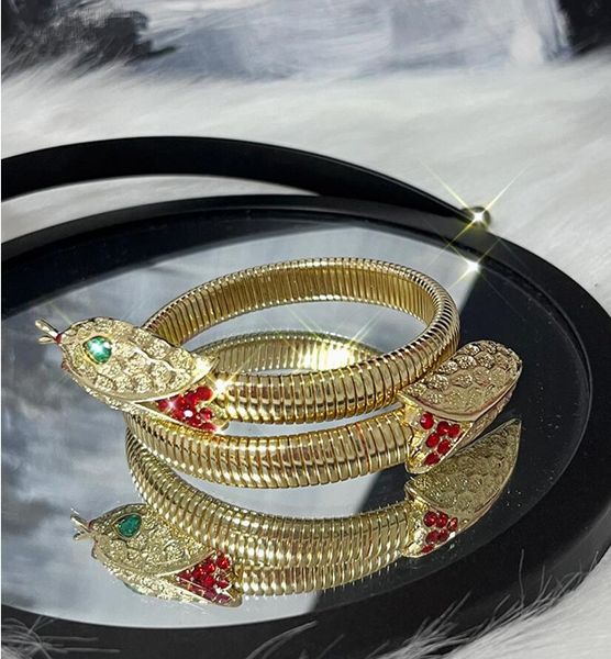 european and american vintage bracelets flash diamond snake shaped heavy industry elastic hand jewelry neckchain set women, Black
european and american vintage bracelets flash diamond snake shaped heavy industry elastic hand jewelry neckchain set women, Black