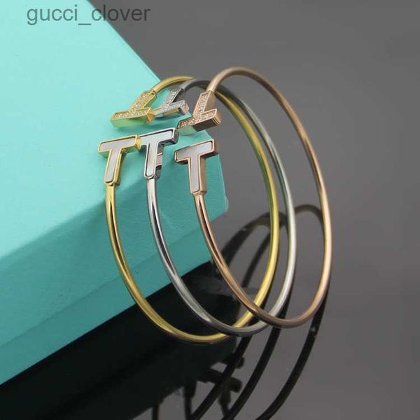 bangle designer bracelets womens t letter smooth surface bracelet designer jewelry mens smile ring gold/silvery/rose gold full brand as wedd, Black
bangle designer bracelets womens t letter smooth surface bracelet designer jewelry mens smile ring gold/silvery/rose gold full brand as wedd, Black