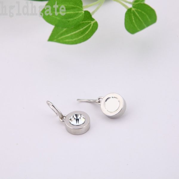 fashion accessories designer earring popular round plated gold earrings for teen girls trendy tiktokt stainless steel women earings rhinesto, Golden;silver
fashion accessories designer earring popular round plated gold earrings for teen girls trendy tiktokt stainless steel women earings rhinesto, Golden;silver