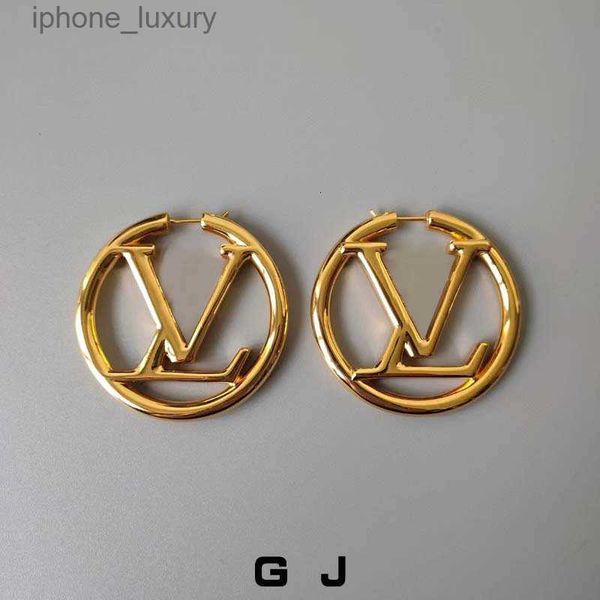 hoop earrings fashion stud womens big circle earings designer earring for womens multipack luxury jewelry party match valentine's day g, Golden;silver
hoop earrings fashion stud womens big circle earings designer earring for womens multipack luxury jewelry party match valentine's day g, Golden;silver
