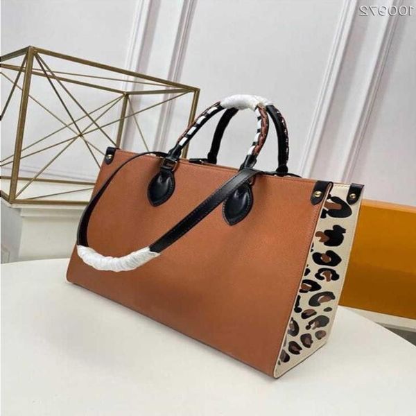 shoulder bag onthego handbags women leather shoulder bags leopard splicing crossbody bag messenger bags designers handbag tote purs vkij
shoulder bag onthego handbags women leather shoulder bags leopard splicing crossbody bag messenger bags designers handbag tote purs vkij