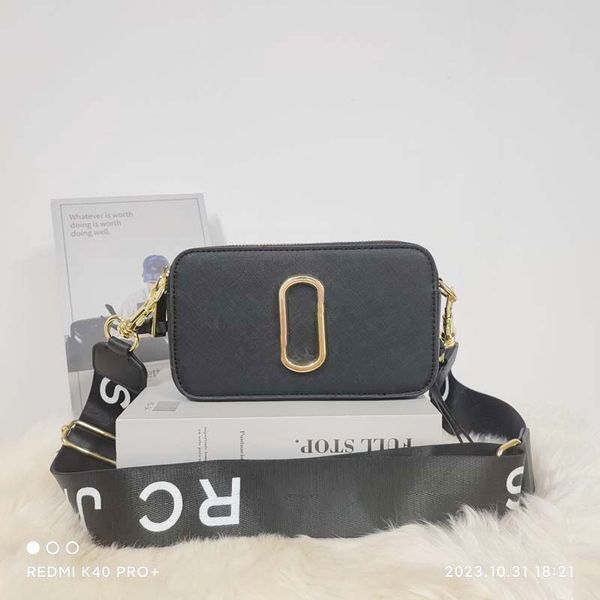 Popular Luxury Designer Handbag Solid Color Versatile Crossbody Camera Bag Womens Contrast Color Crossbody Single Shoulder Bag Adjustable Shoulder Strap, #8
Popular Luxury Designer Handbag Solid Color Versatile Crossbody Camera Bag Womens Contrast Color Crossbody Single Shoulder Bag Adjustable Shoulder Strap, #8