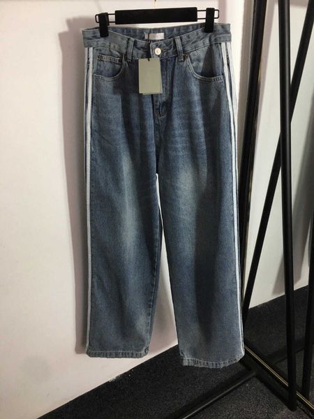 23ss designer women jeans jeans pant side striped webbing edge high waist slim wide leg denim pants straight denim pants slacks womens cloth, Blue
23ss designer women jeans jeans pant side striped webbing edge high waist slim wide leg denim pants straight denim pants slacks womens cloth, Blue