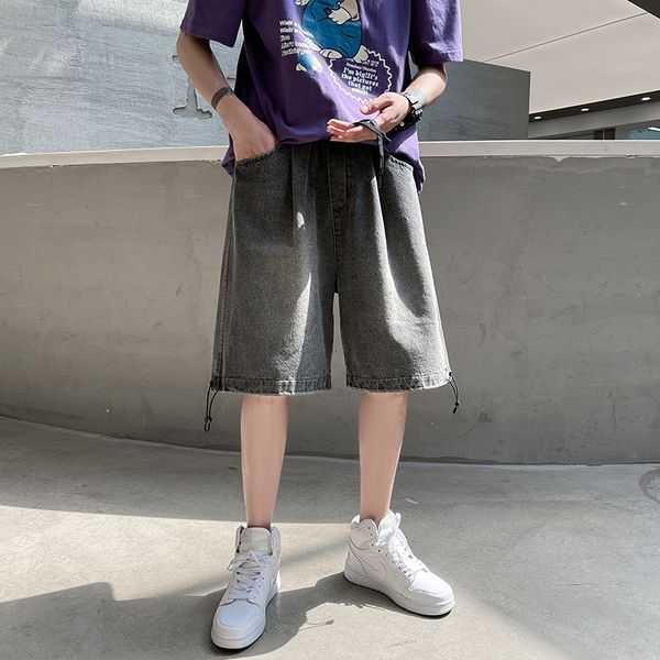 men's shorts summer korean fashion jeans men's wash retro loose 5th men's casual street wear gradient jeans 230403, White;black
men's shorts summer korean fashion jeans men's wash retro loose 5th men's casual street wear gradient jeans 230403, White;black