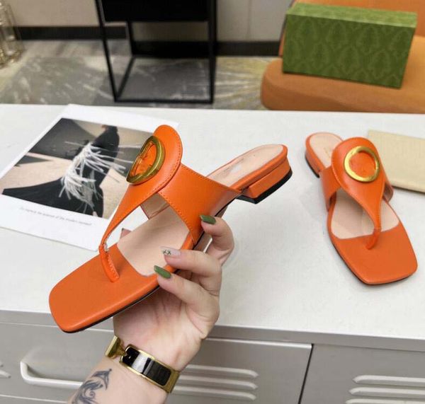 2023 luxury designer women slippers summer fashion new non-slip flat sandal open toes flat ladies outdoor beach sandals slide, Black
2023 luxury designer women slippers summer fashion new non-slip flat sandal open toes flat ladies outdoor beach sandals slide, Black
