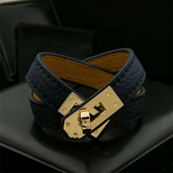 luxury 18k gold lock leather litchi pattern bracelet men and women's couples fashion double loop rotary cross bracelet designer bracele, Golden;silver
luxury 18k gold lock leather litchi pattern bracelet men and women's couples fashion double loop rotary cross bracelet designer bracele, Golden;silver