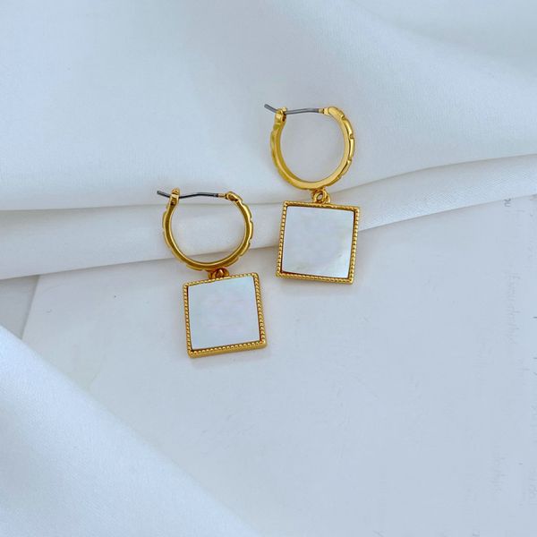 20ss white shell dangle & chandelier luxury classic stud brand designer geometric color square rhinestone earringsjewelry with dust bag, Silver
20ss white shell dangle & chandelier luxury classic stud brand designer geometric color square rhinestone earringsjewelry with dust bag, Silver