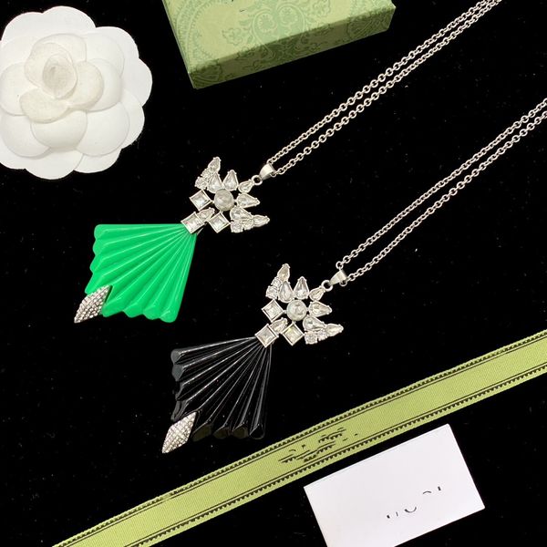 Designer Style Necklace New Luxury Chain Fashion Designer Jewelry 18k Gold Plated - Stainless Steel Couple Wedding Bracelet Gift Accessories Wholesale -A11
Designer Style Necklace New Luxury Chain Fashion Designer Jewelry 18k Gold Plated - Stainless Steel Couple Wedding Bracelet Gift Accessories Wholesale -A11