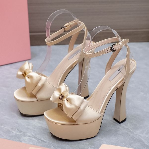 luxury heel shoes designer high heel shoes wedding party shoes thick heel platform gold belt buckle silk solid bow high sense strap open toe, Black
luxury heel shoes designer high heel shoes wedding party shoes thick heel platform gold belt buckle silk solid bow high sense strap open toe, Black