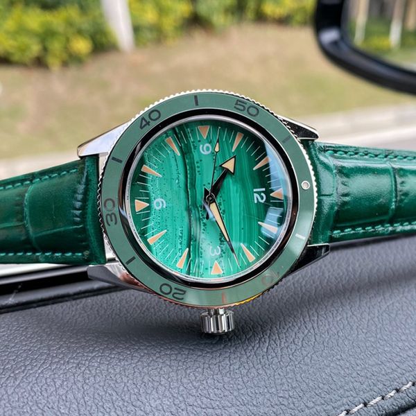 2023 new luxury watch mens silver case green dial watches eta8913 movement automatic super movement quality waterproof wristwatches with box, Slivery;brown
2023 new luxury watch mens silver case green dial watches eta8913 movement automatic super movement quality waterproof wristwatches with box, Slivery;brown