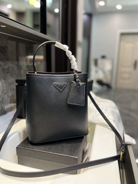 new bag women's luxurys designer bucket bag handbag 2021 women's handbag women's messengers fashion bucket bag luxury crossbo