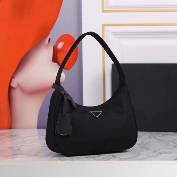 quality shiny cleo underarm designer luxury bag shopping women lady handbags shoulder crossbody tote purse genuine leather calfskin hobo wal, Black;red
quality shiny cleo underarm designer luxury bag shopping women lady handbags shoulder crossbody tote purse genuine leather calfskin hobo wal, Black;red