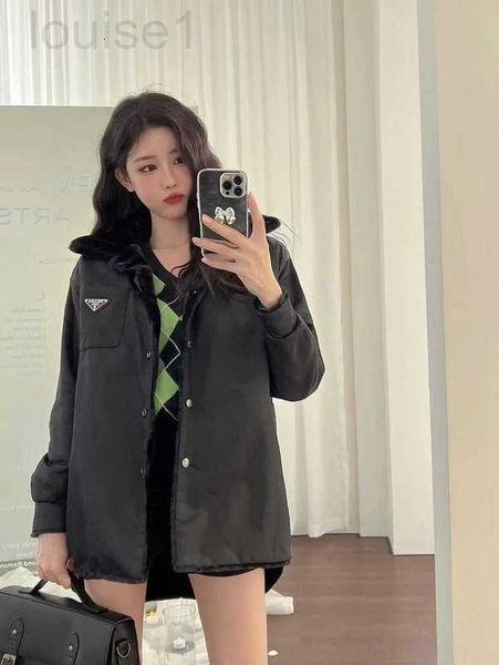 women's wool & blends designer 22 autumn and winter new nylon triangle logo for men women cool versatile one coat with wool on both sid, Black
women's wool & blends designer 22 autumn and winter new nylon triangle logo for men women cool versatile one coat with wool on both sid, Black
