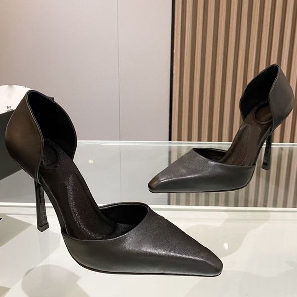 designer dress shoes stiletto heel women sandals oval drill button decoration pumps fashion two color patchwork 9cm high heeled shoe 35-43 w, Black
designer dress shoes stiletto heel women sandals oval drill button decoration pumps fashion two color patchwork 9cm high heeled shoe 35-43 w, Black