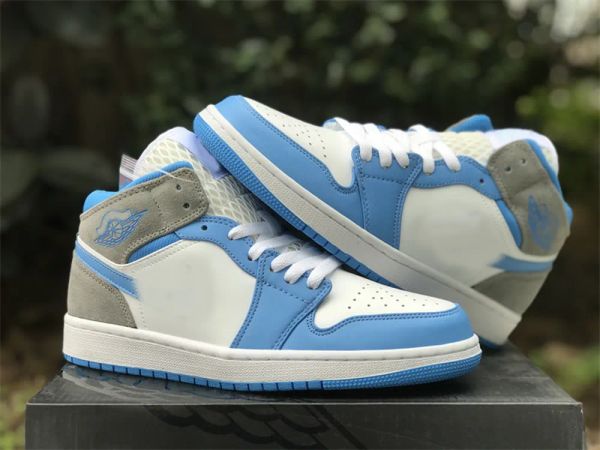 designer shoes men women 1s basketball shoes white university blue grey dx9276-100 outdoor sneakers platform trainers size 5.5-13us
designer shoes men women 1s basketball shoes white university blue grey dx9276-100 outdoor sneakers platform trainers size 5.5-13us