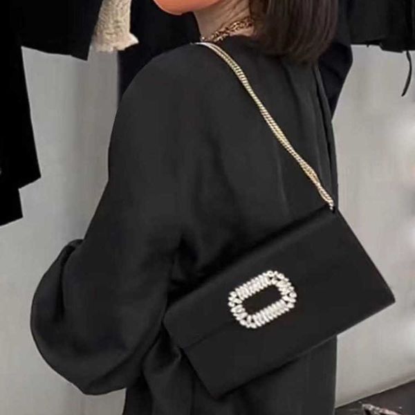 net red mrs. chen same style satin faced diamond embedding one shoulder handbag small square bag spring/summer 2022 new women's bag fas
net red mrs. chen same style satin faced diamond embedding one shoulder handbag small square bag spring/summer 2022 new women's bag fas
