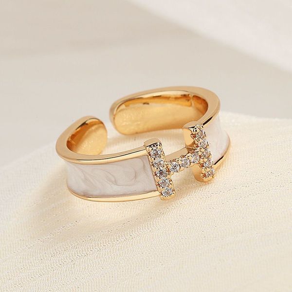 2023 luxury fashion ring designer alphabet drip oil opening ring feminine quality light luxury champagne gold no box, Silver
2023 luxury fashion ring designer alphabet drip oil opening ring feminine quality light luxury champagne gold no box, Silver