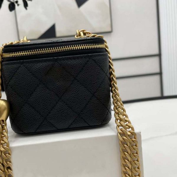 woman bag handbag women shoulder messenger purse chain bags clutch wmen leather handbags leather ladies metal chain messenger chain bags who
woman bag handbag women shoulder messenger purse chain bags clutch wmen leather handbags leather ladies metal chain messenger chain bags who